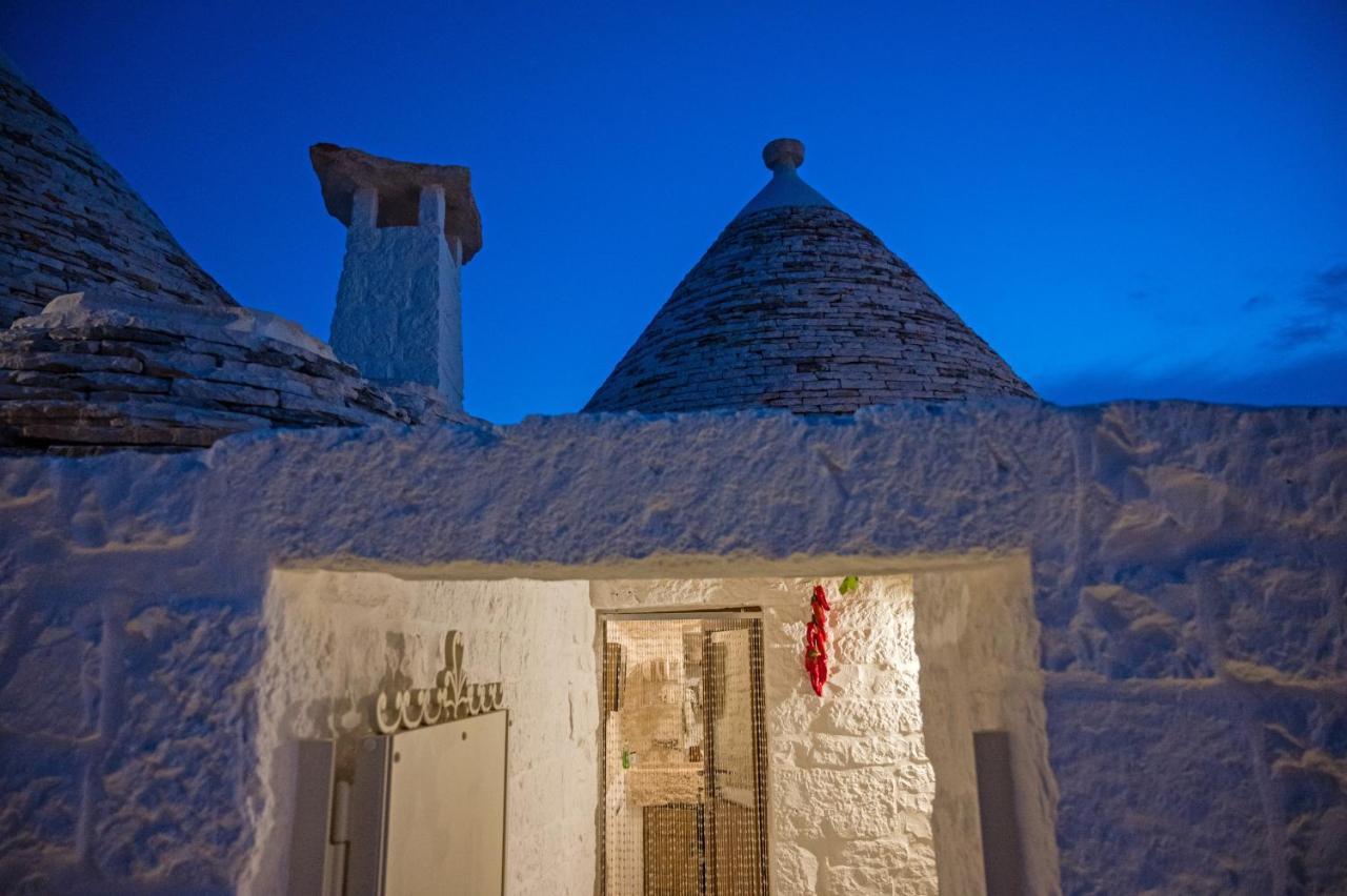 Il Trullo Della Rondinina Ferienhaus *